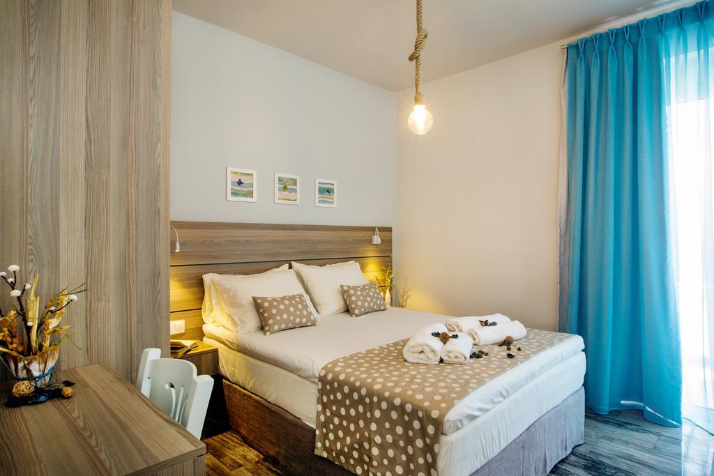 Beachside Apartment In Plakias Centre! Εξωτερικό φωτογραφία
